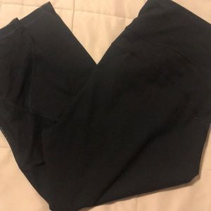 Old navy go active work out capris